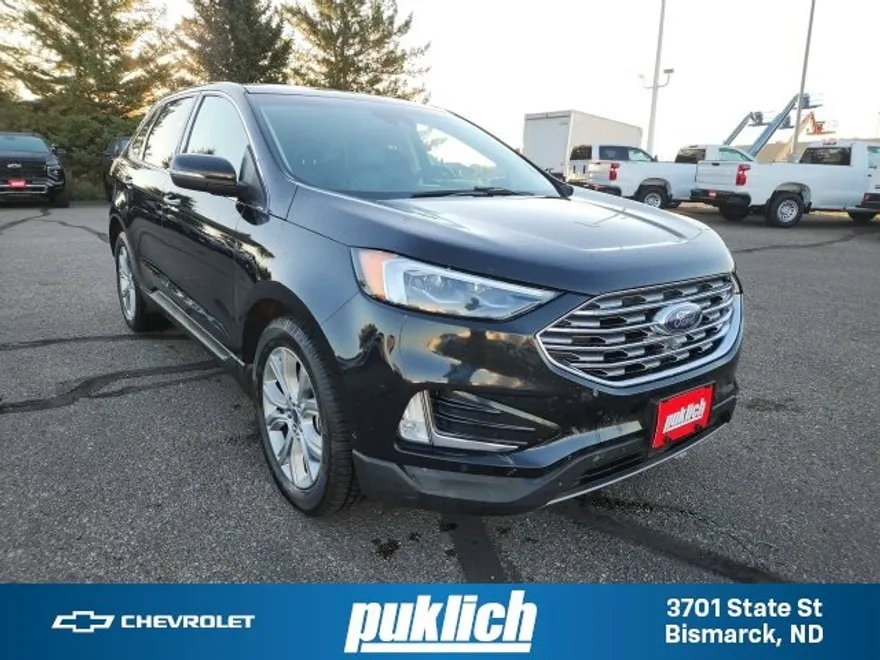 2019 Ford Edge Titanium photo 1