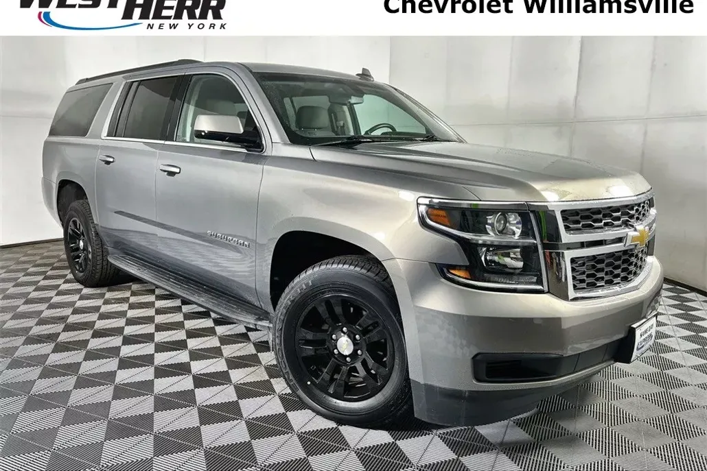 2018 Chevrolet Suburban LS photo 1