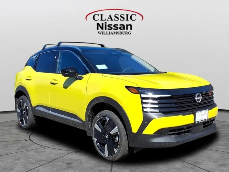 2026 Nissan Kicks SR photo 1