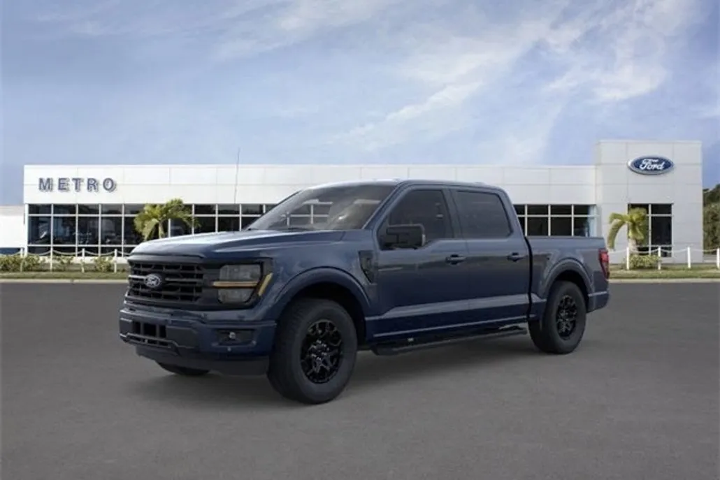 2025 Ford F-150 XLT photo 1