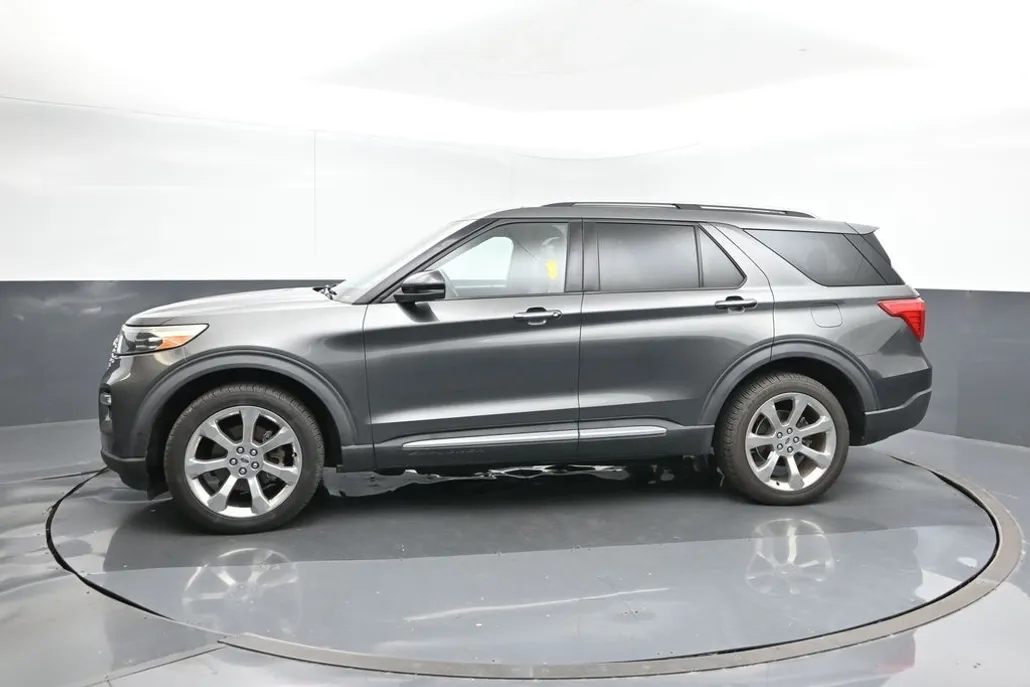 2020 Ford Explorer Platinum photo 1