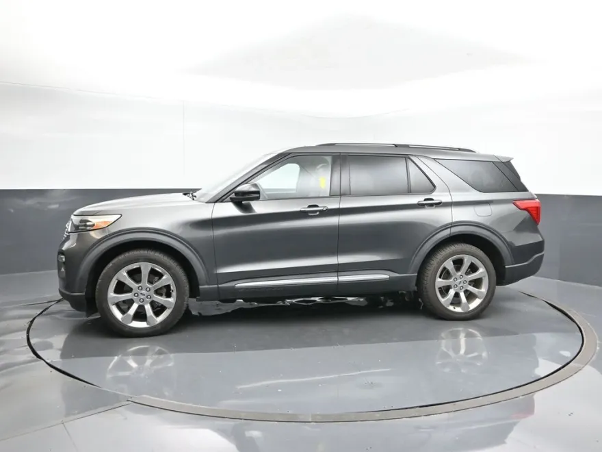 2020 Ford Explorer Platinum photo 1