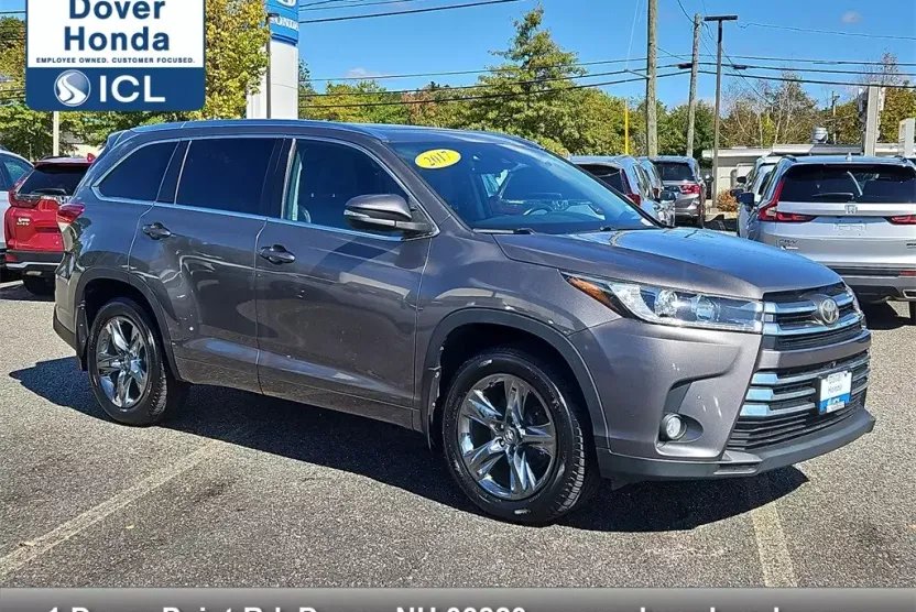2017 Toyota Highlander Limited Platinum photo 1