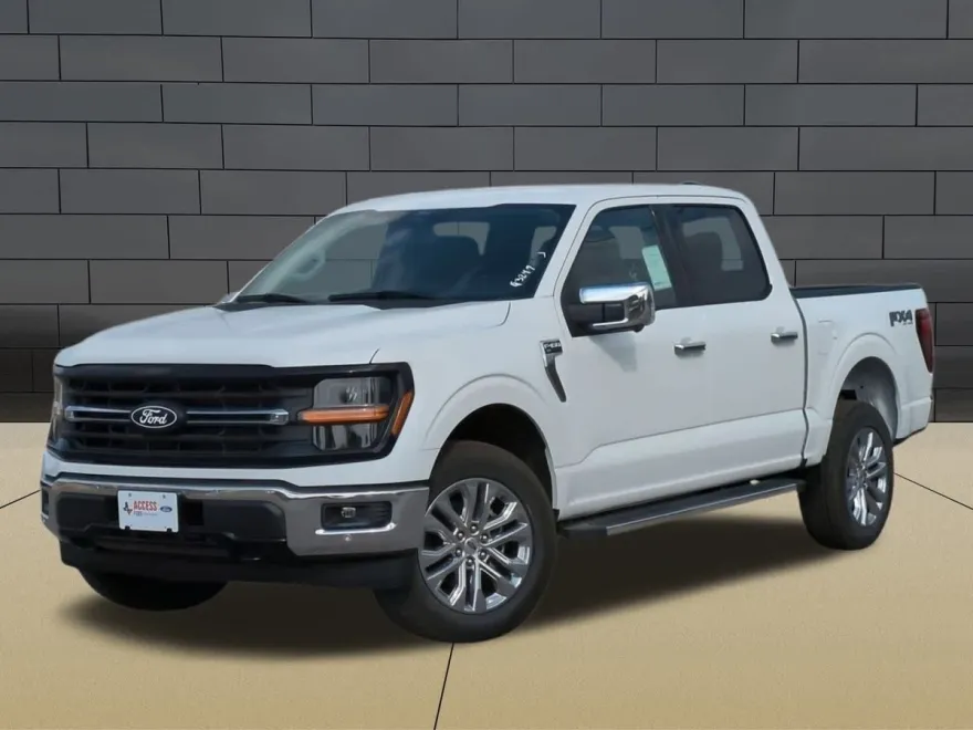 2025 Ford F-150 XLT photo 1