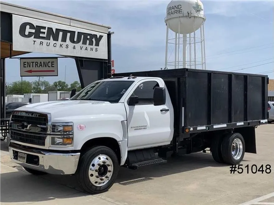 2021 Chevrolet Silverado 4500HD Base photo 1