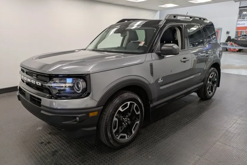 2024 Ford Bronco Sport Outer Banks photo 1