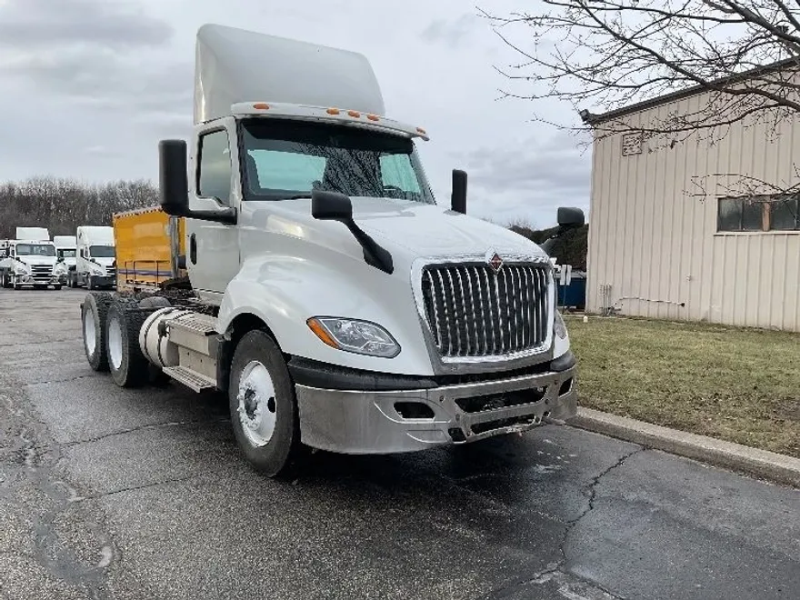2020 International LT625 LT photo 1