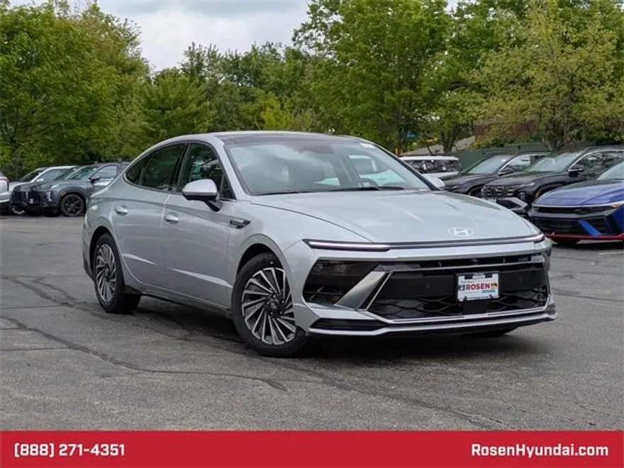 2025 Hyundai Sonata Hybrid Limited photo 1
