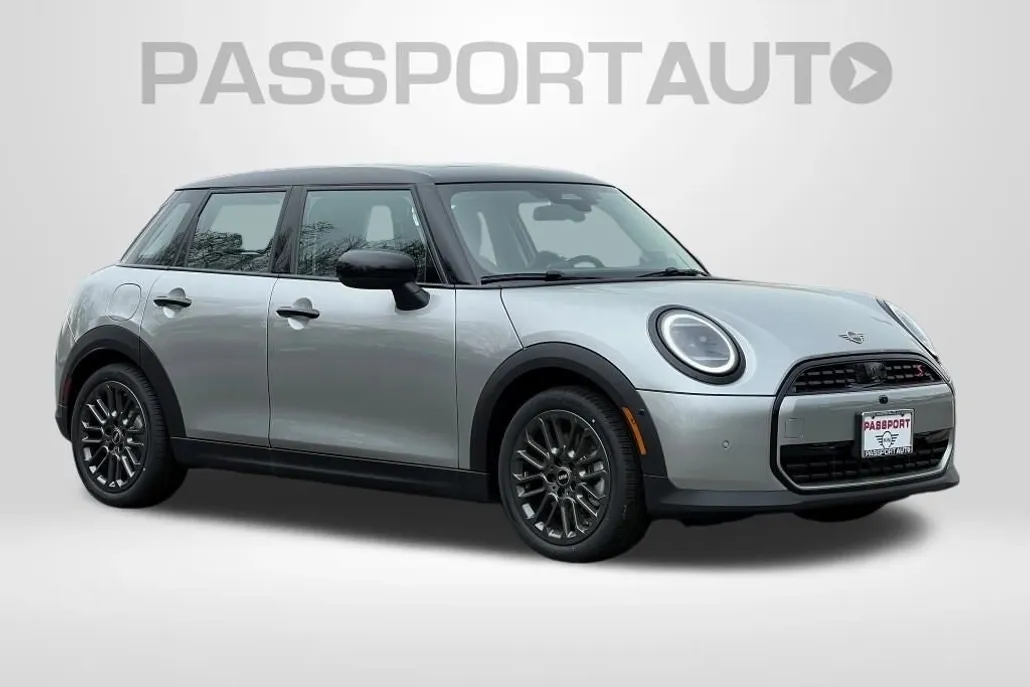 2025 Mini Cooper S Iconic photo 1