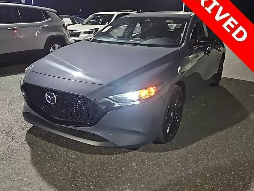 2024 Mazda Mazda3 Hatchback 2.5 s Carbon photo 1