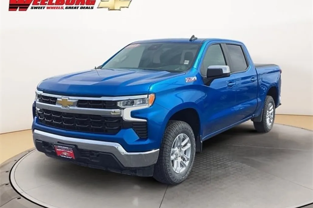 2023 Chevrolet Silverado 1500 LT photo 1
