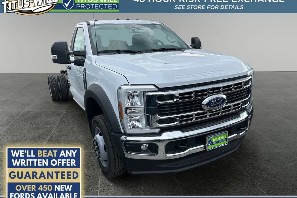 2025 Ford F-550 XL photo 1