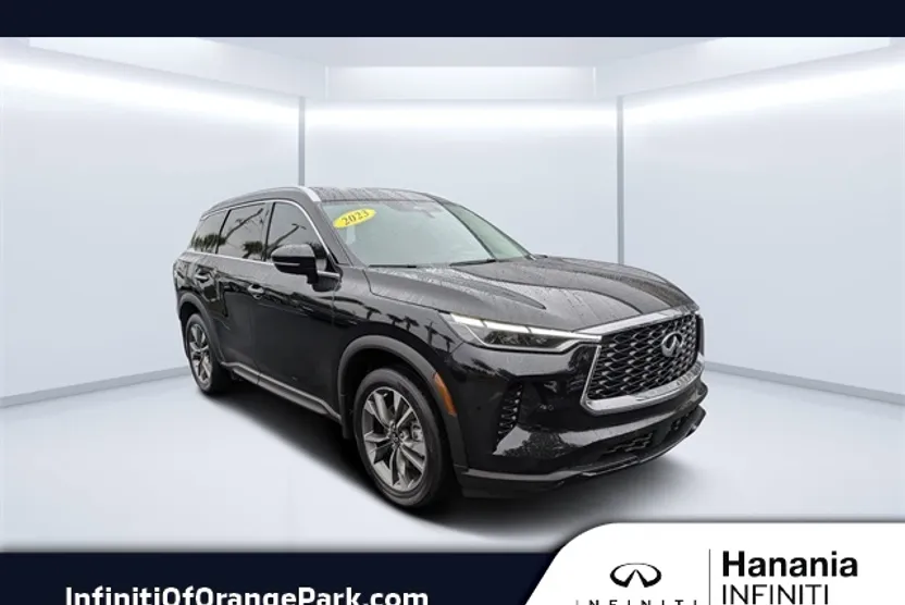 2023 Infiniti QX60 Luxe photo 1