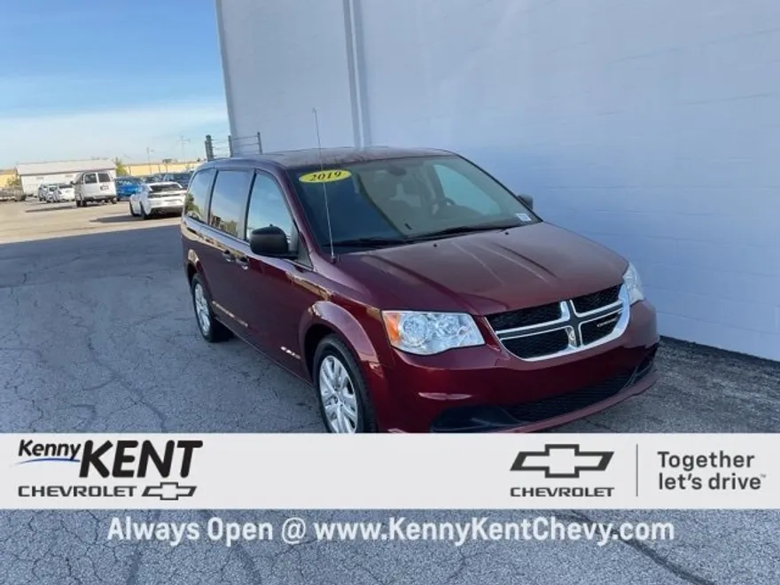 2019 Dodge Grand Caravan SE photo 1