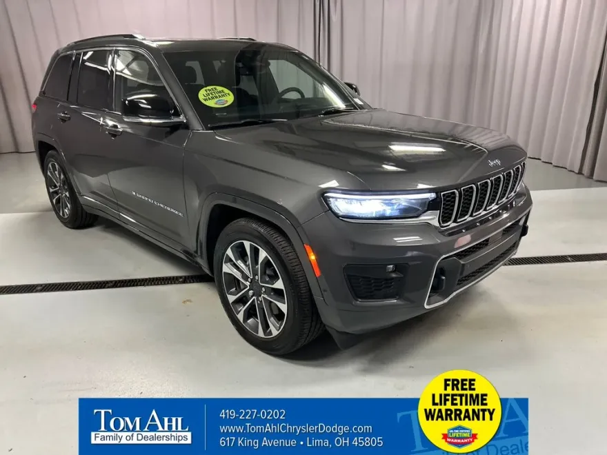 2024 Jeep Grand Cherokee 4xe Overland photo 1