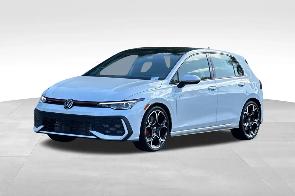 2025 Volkswagen Golf GTI Autobahn photo 1