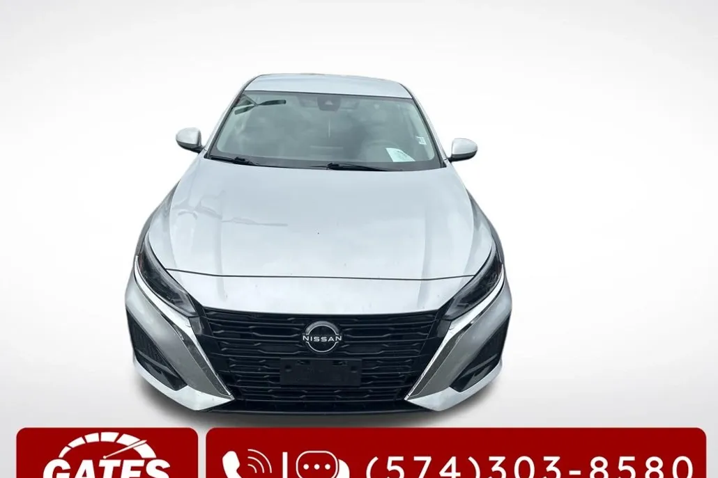 2023 Nissan Altima 2.5 SV photo 1