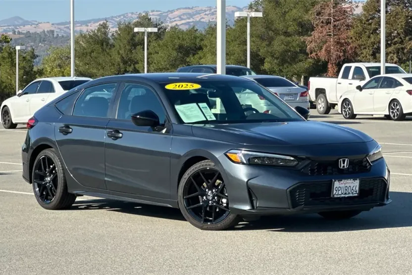 2025 Honda Civic Sport Hatchback photo 1