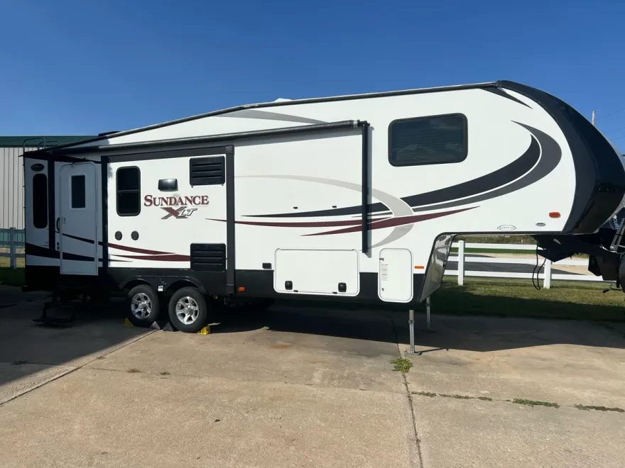 2017 Heartland Rv Gateway, Sundance FW, Sundance XLT FW, Sundance XLT TT, & Sundance TT photo 1