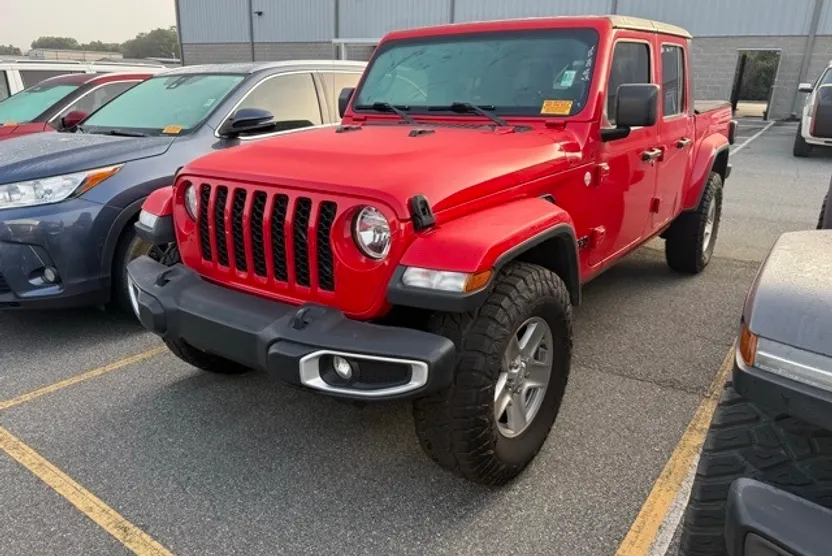 2021 Jeep Gladiator Sport photo 1