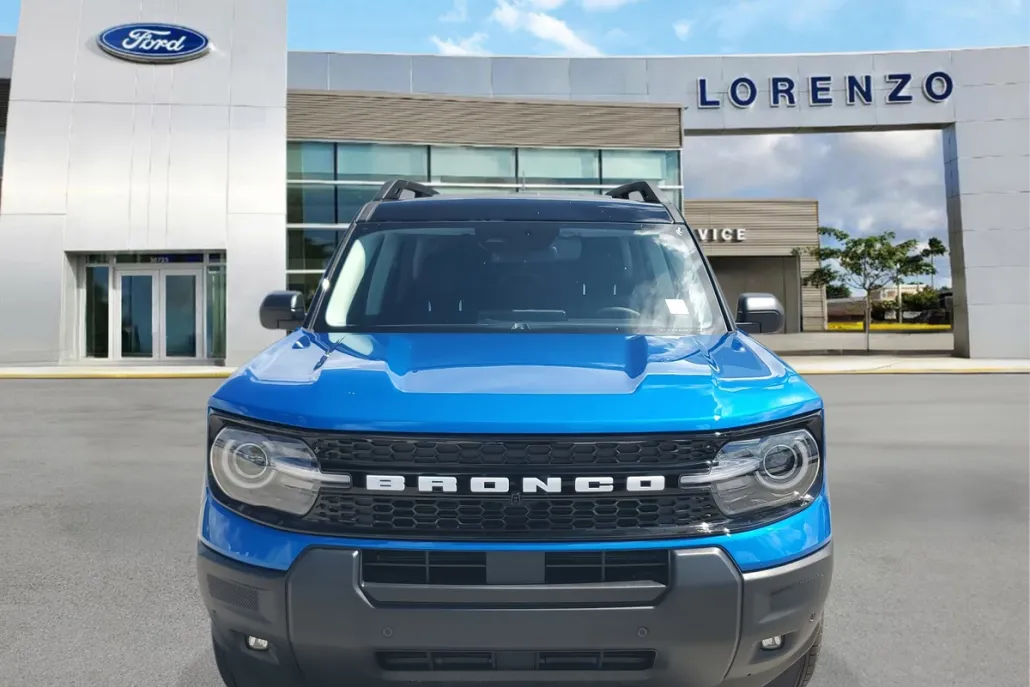 2025 Ford Bronco Sport Outer Banks photo 1