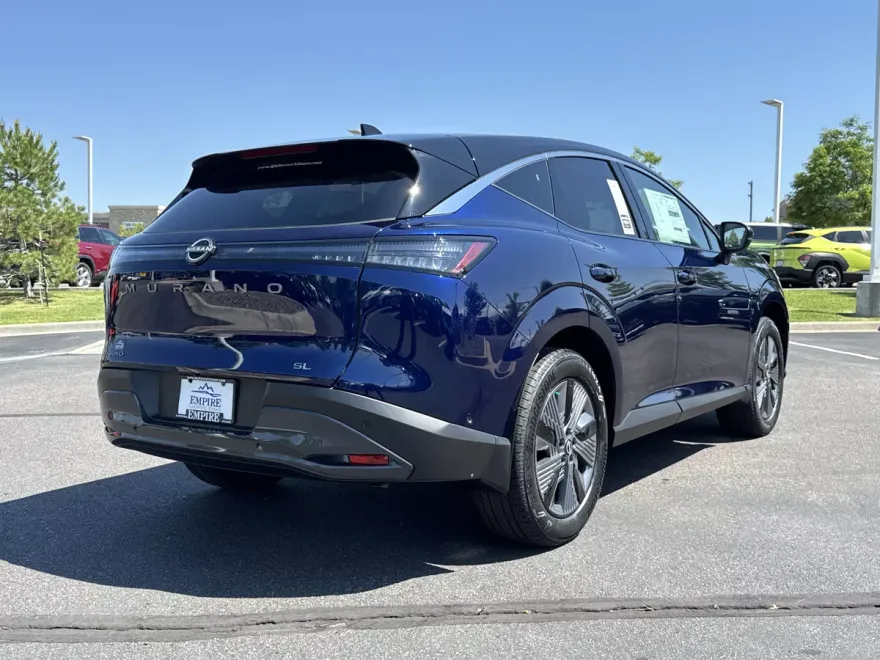 2025 Nissan Murano SL photo 1