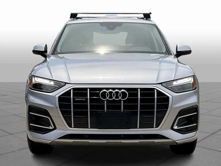 2023 Audi Q5 Premium photo 1