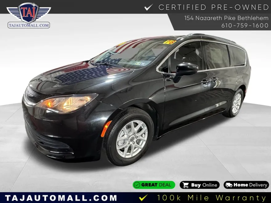 2020 Chrysler Voyager LXi photo 1