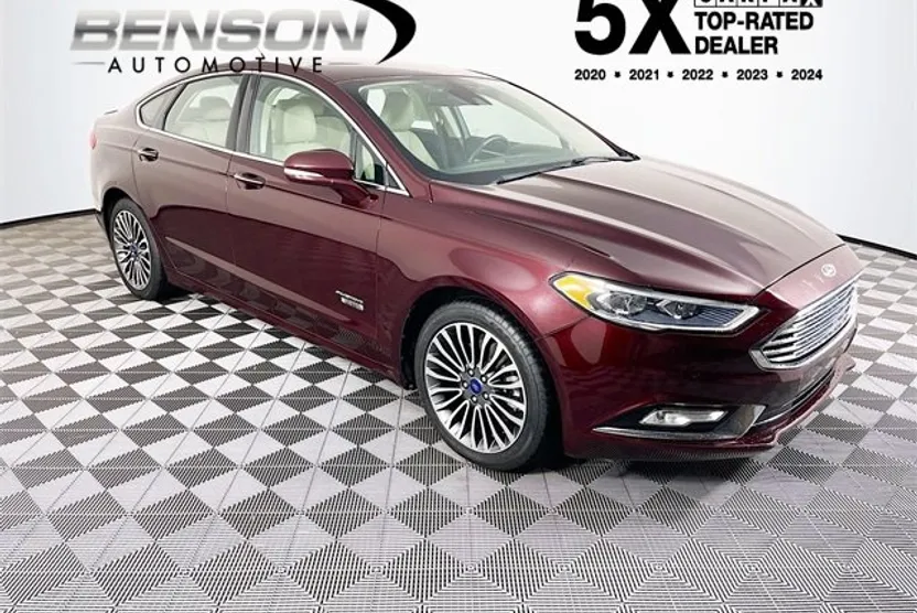 2017 Ford Fusion Energi Titanium photo 1