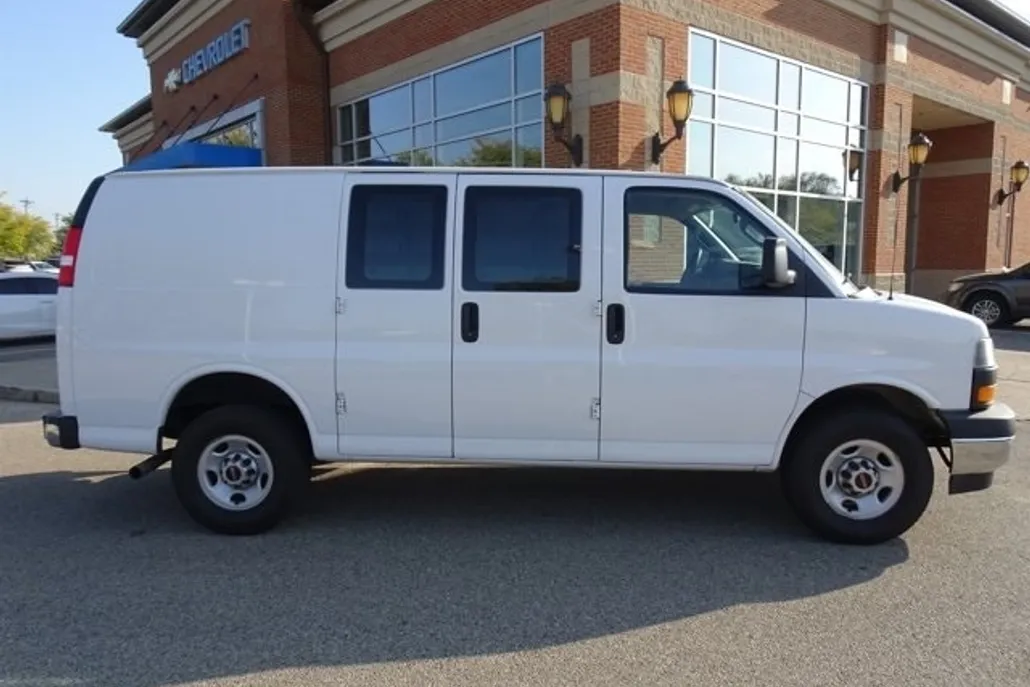 2023 Gmc Savana Cargo 2500 Base photo 1