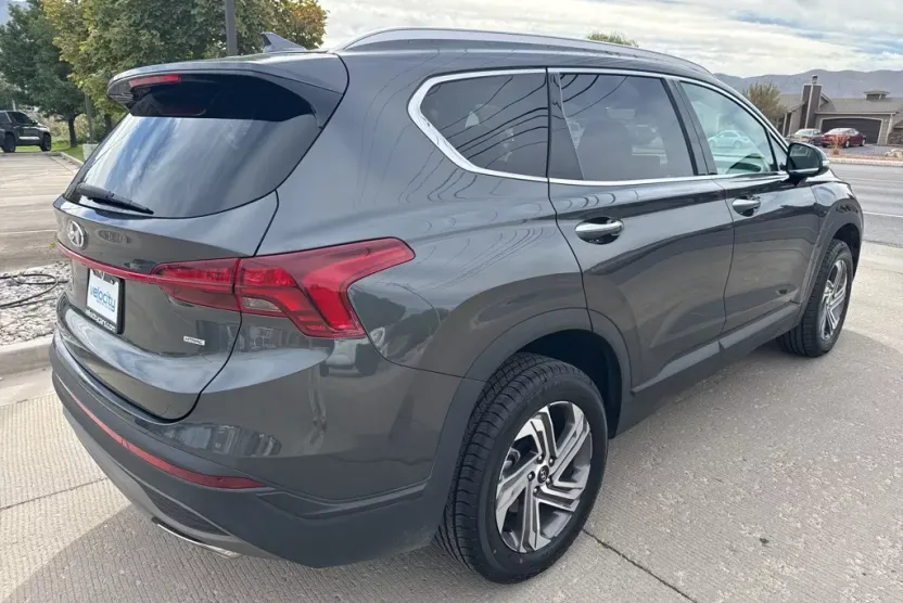 2023 Hyundai Santa Fe SEL photo 1