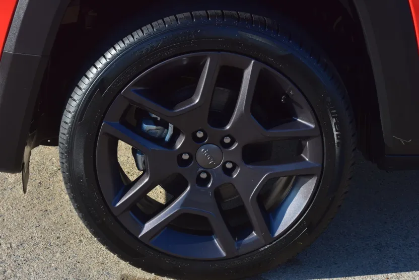 2022 Jeep Renegade Red Edition photo 1