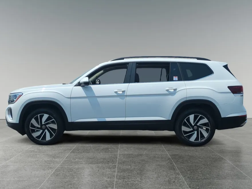2024 Volkswagen Atlas SE Technology photo 1