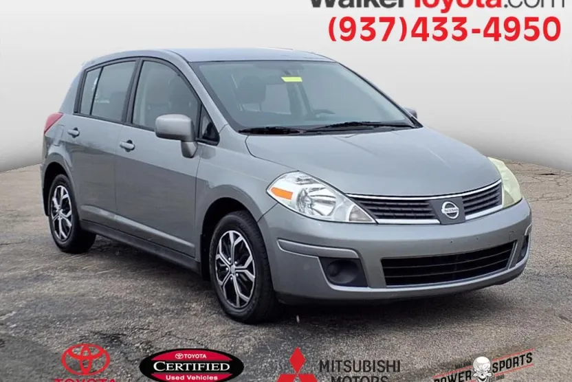 2008 Nissan Versa 1.8 S photo 1