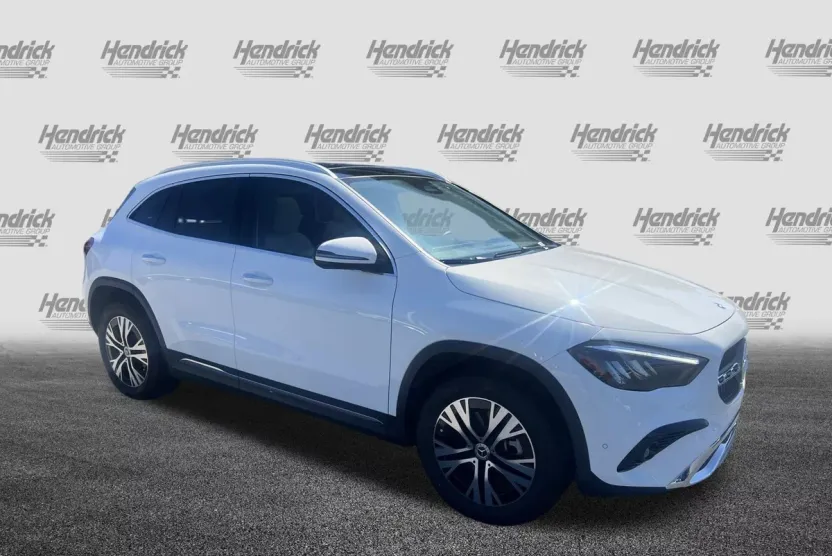 2025 Mercedes Benz GLA 250 photo 1