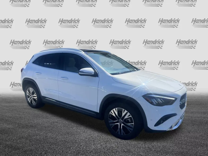 2025 Mercedes Benz GLA 250 photo 1