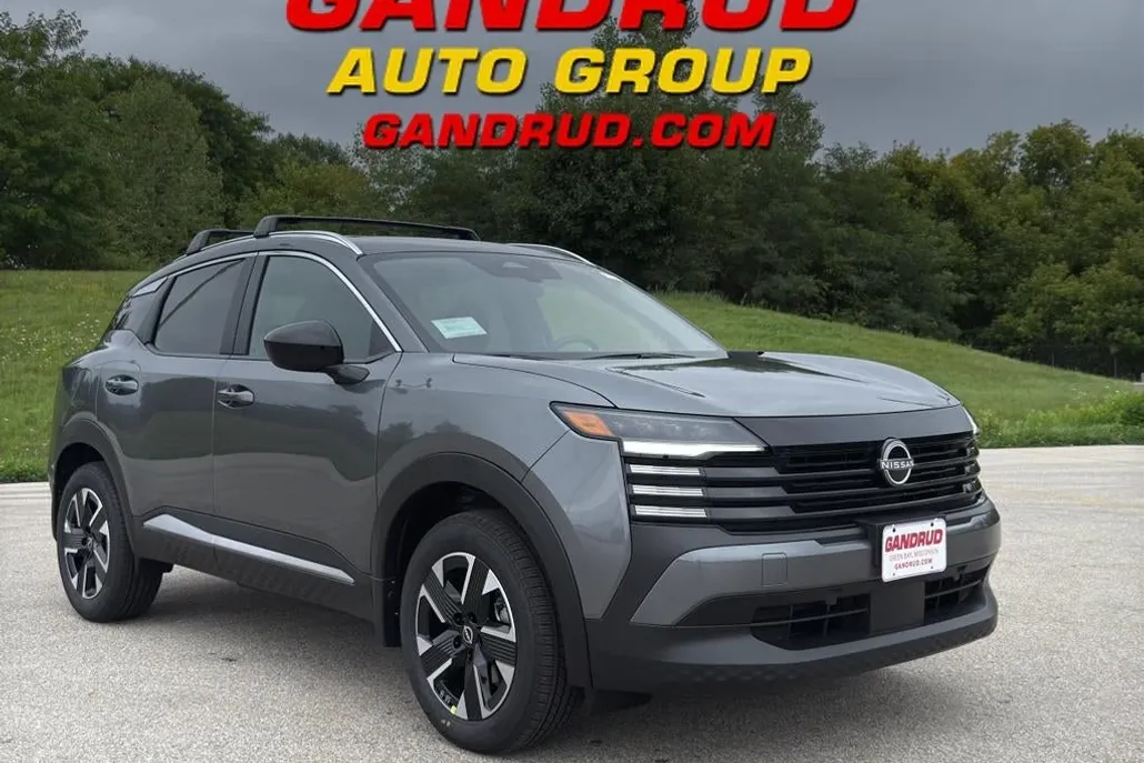 2026 Nissan Kicks SV photo 1