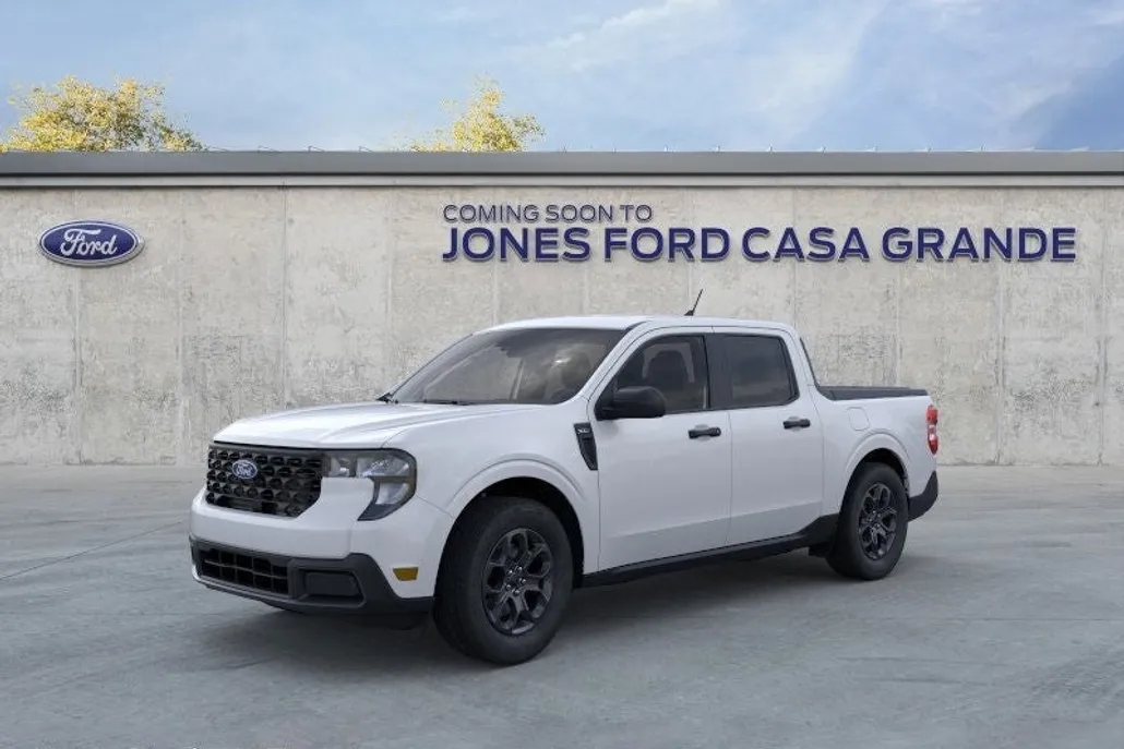 2025 Ford Maverick XLT photo 1