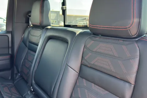 2026 Nissan Frontier Crew Cab PRO-X photo 3