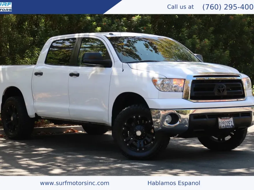 2012 Toyota Tundra CrewMax photo 1
