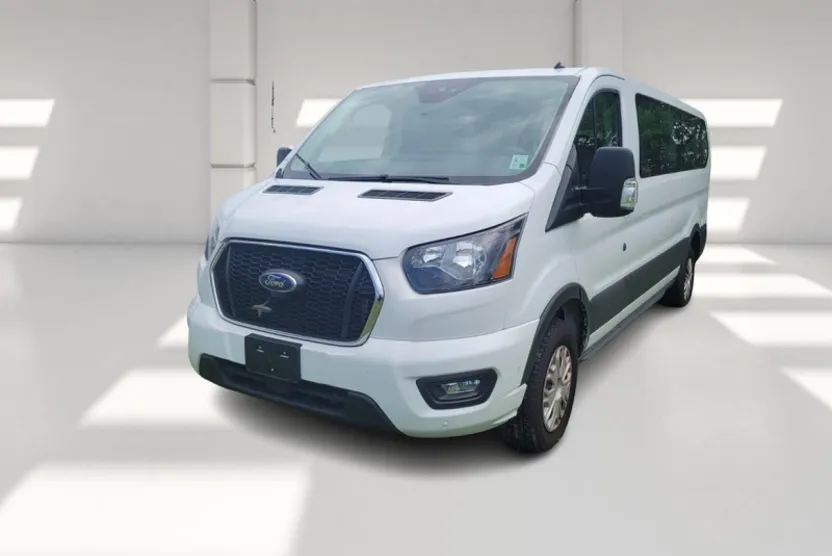 2023 Ford Transit Passenger XL photo 1