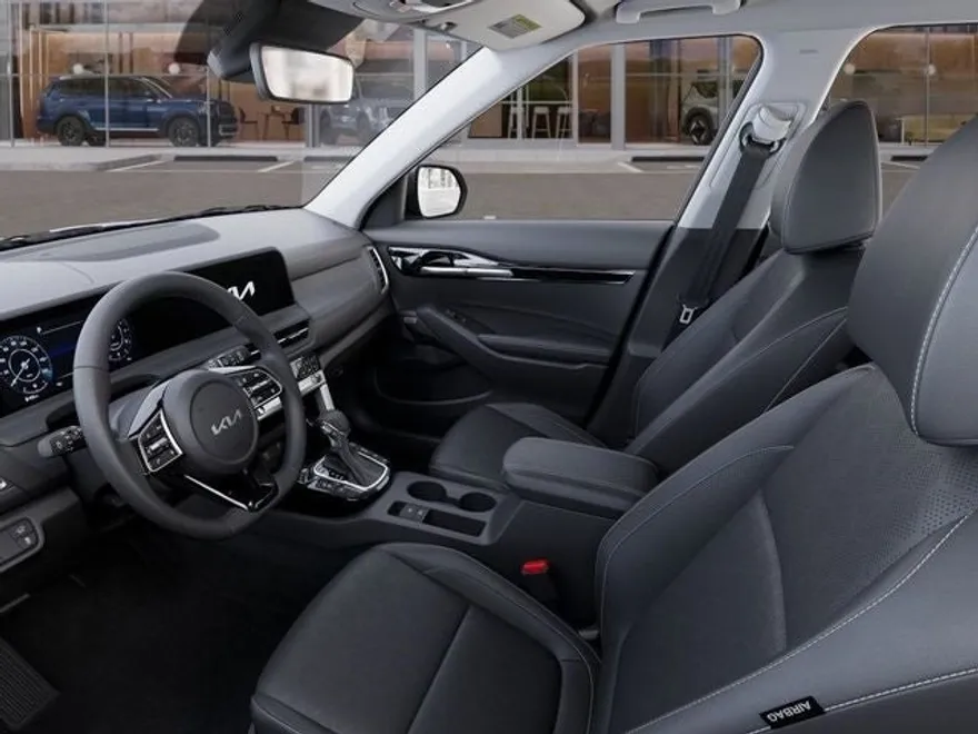 2025 Kia Seltos SX photo 17