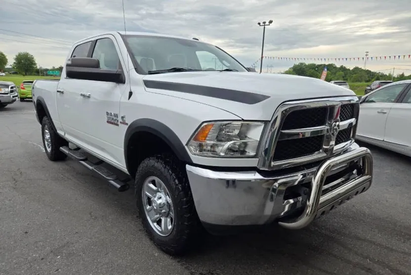 2018 Ram 3500 SLT photo 1