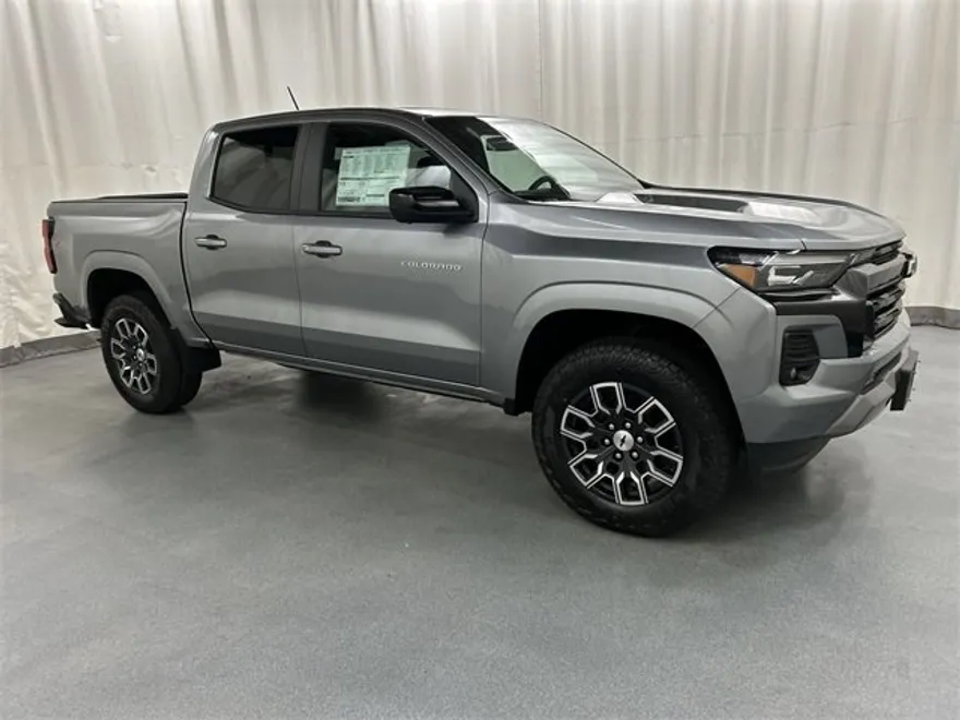 2026 Chevrolet Colorado Z71 photo 1