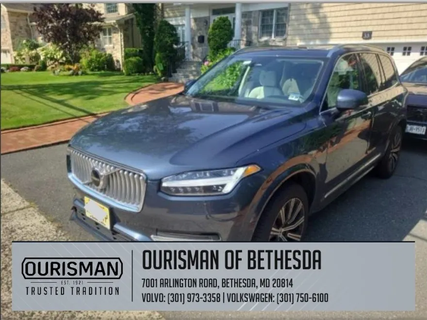 2024 Volvo XC90 B5 Core photo 1