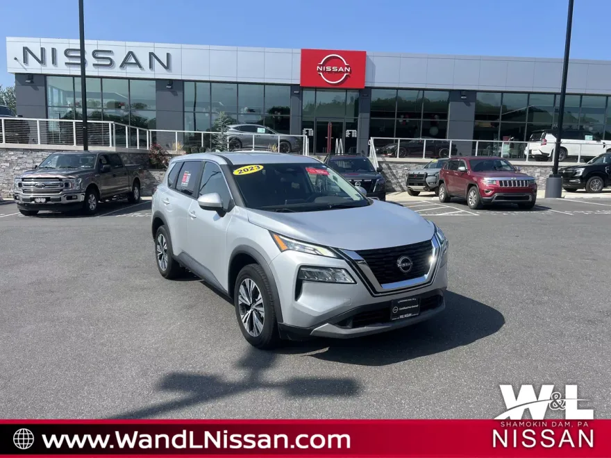 2023 Nissan Rogue SV photo 1