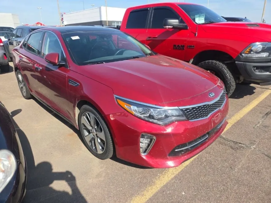 2018 Kia Optima SX Turbo photo 1