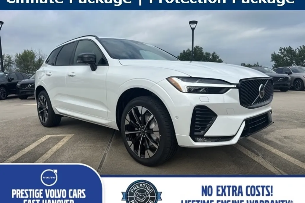 2026 Volvo XC60 B5 Plus photo 1