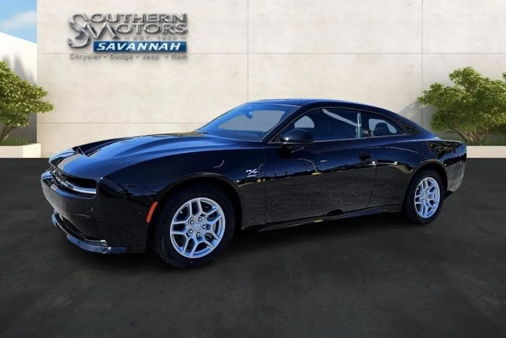 2025 Dodge Charger Daytona R/T AWD photo 1