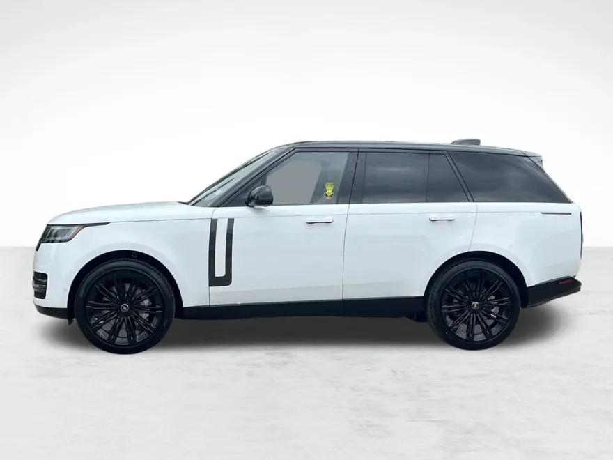 2025 Land Rover Range Rover SE photo 1